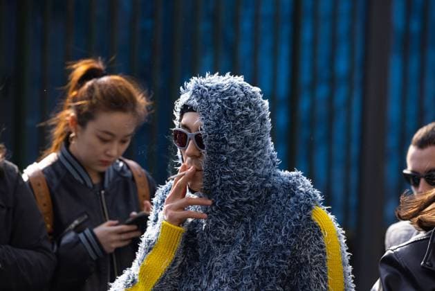 News - Diesel - Arrives - Milan Fashion Week - Womenswear Fall Winter 2025 2026 Guest is seen at the Diesel fashion show during the Milan Fashion Week - Womenswear Fall Winter 2025 2026 on February 26, 2025 in Milan, Italy. Photo: Cinzia Camela. MILAN Allianz Cloud Italy Copyright: xCinziaxCamelax xLiveMediax LPN_1752794