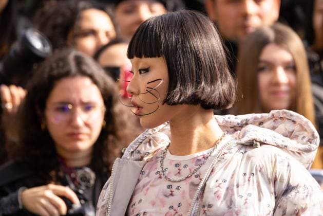 News - Diesel - Arrives - Milan Fashion Week - Womenswear Fall Winter 2025 2026 Lin Lin (with cat whiskers) is seen at the Diesel fashion show during the Milan Fashion Week - Womenswear Fall Winter 2025 2026 on February 26, 2025 in Milan, Italy. Photo: Cinzia Camela. MILAN Allianz Cloud Italy Copyright: xCinziaxCamelax xLiveMediax LPN_1752831