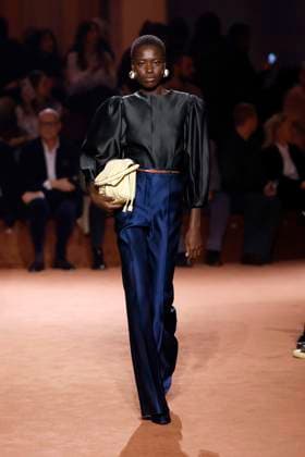 Fendi Ready to wear fall winter 2025:26; MILAN February 2025 Fendi Ready to wear fall winter 2025:26; MILAN February 2025, Credit:Zeppelin Avalon  Copyright: xZeppelinx xAvalonx 0969485954