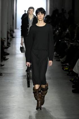 Onitsuka Tiger Ready to wear fall winter 2025:26; MILAN February 2025 Onitsuka Tiger Ready to wear fall winter 2025:26; MILAN February 2025, Credit:Zeppelin Avalon  Copyright: xZeppelinx xAvalonx 0969482120