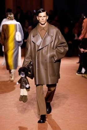 Fendi Ready to wear fall winter 2025:26; MILAN February 2025 Fendi Ready to wear fall winter 2025:26; MILAN February 2025, Credit:Zeppelin Avalon  Copyright: xZeppelinx xAvalonx 0969485302