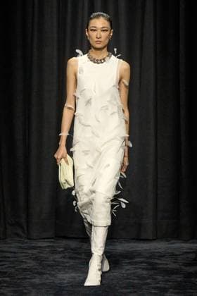 Jil Sander Ready to wear fall winter 2025:26; MILAN February 2025 Jil Sander Ready to wear fall winter 2025:26; MILAN February 2025, Credit:Zeppelin Avalon  Copyright: xZeppelinx xAvalonx 0969489762