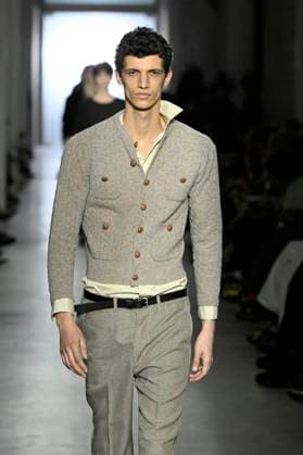 Onitsuka Tiger Ready to wear fall winter 2025:26; MILAN February 2025 Onitsuka Tiger Ready to wear fall winter 2025:26; MILAN February 2025, Credit:Zeppelin Avalon  Copyright: xZeppelinx xAvalonx 0969624824