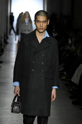 Onitsuka Tiger Ready to wear fall winter 2025:26; MILAN February 2025 Onitsuka Tiger Ready to wear fall winter 2025:26; MILAN February 2025, Credit:Zeppelin Avalon  Copyright: xZeppelinx xAvalonx 0969625772
