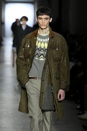 Onitsuka Tiger Ready to wear fall winter 2025:26; MILAN February 2025 Onitsuka Tiger Ready to wear fall winter 2025:26; MILAN February 2025, Credit:Zeppelin Avalon  Copyright: xZeppelinx xAvalonx 0969627574