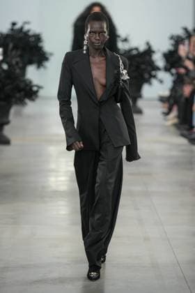 Milan, Milan Women s Fashion Week: Fall Winter 2025 26 - Women s Fashion, Fall Winter 2025 26 - Blumarine fashion show - catwalk in the photo: Model  Copyright: xRiccardoxGIordanox xipa-agency.netx xRiccardoxGIordanox IPA_Agency_IPA54644584