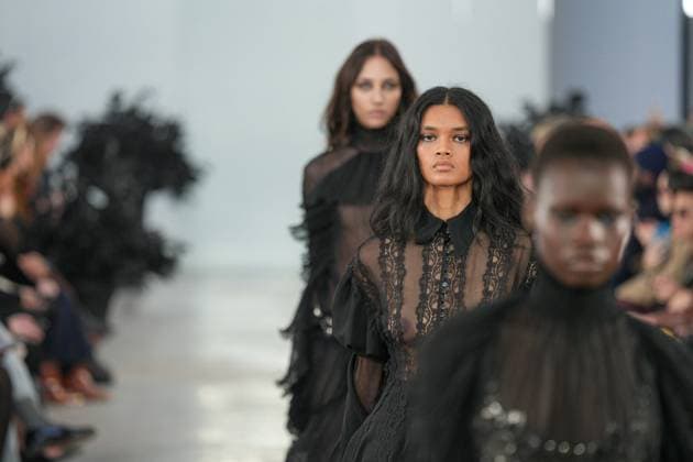 Milan, Milan Women s Fashion Week: Fall Winter 2025 26 - Women s Fashion, Fall Winter 2025 26 - Blumarine fashion show - catwalk in the photo: Model  Copyright: xRiccardoxGIordanox xipa-agency.netx xRiccardoxGIordanox IPA_Agency_IPA54645148