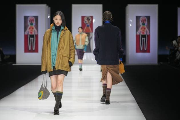 Milan, Italy: Milan, Milan Women s Fashion Week: Fall Winter 2025 26 - Women s Fashion, Fall Winter 2025 26 - Anteprima fashion show - catwalk in the photo: Model Milan Italy  - ZUMAp169 20250227_zea_p169_527 Copyright: xRiccardoxGIordanox