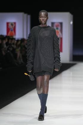 Milan, Italy: Milan, Milan Women s Fashion Week: Fall Winter 2025 26 - Women s Fashion, Fall Winter 2025 26 - Anteprima fashion show - catwalk in the photo: Model Milan Italy  - ZUMAp169 20250227_zea_p169_530 Copyright: xRiccardoxGIordanox