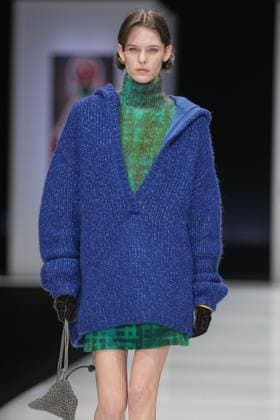 Milan, Italy: Milan, Milan Women s Fashion Week: Fall Winter 2025 26 - Women s Fashion, Fall Winter 2025 26 - Anteprima fashion show - catwalk in the photo: Model Milan Italy  - ZUMAp169 20250227_zea_p169_562 Copyright: xRiccardoxGIordanox