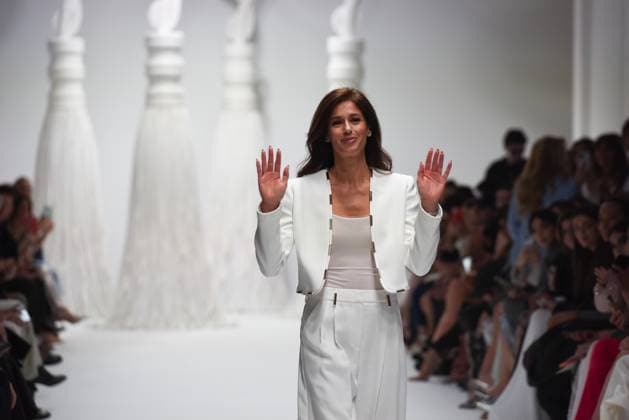 February 27, 2025, Milan, Italy: Designer SARA CAVAZZA FACCHINI acknowledges audience on the runway at the Genny Fashion Show during Milan Fashion Week Milan Italy - ZUMAs232 20250227_zip_s232_018 Copyright: xErvinxShulkux