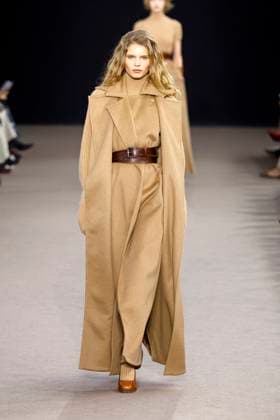 Max Mara Ready to wear fall winter 2025:26 MILAN February 2025 Max Mara Ready to wear fall winter 2025:26 MILAN February 2025, Credit:Zeppelin Avalon  Copyright: xZeppelinx xAvalonx 0969709812