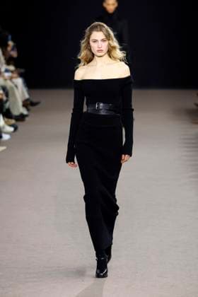 Max Mara Ready to wear fall winter 2025:26 MILAN February 2025 Max Mara Ready to wear fall winter 2025:26 MILAN February 2025, Credit:Zeppelin Avalon  Copyright: xZeppelinx xAvalonx 0969710125