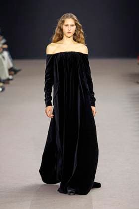 Max Mara Ready to wear fall winter 2025:26 MILAN February 2025 Max Mara Ready to wear fall winter 2025:26 MILAN February 2025, Credit:Zeppelin Avalon  Copyright: xZeppelinx xAvalonx 0969712559