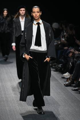 Milan, Milan Women s Fashion Week: Fall Winter 2025 - Women s Fashion, Fall Winter 2025.- Emporio Armani fashion show - guests in the photo: model  Copyright: xSimonaxChiocciax xipa-agency.netx xSimonaxChiocciax IPA_Agency_IPA54654152