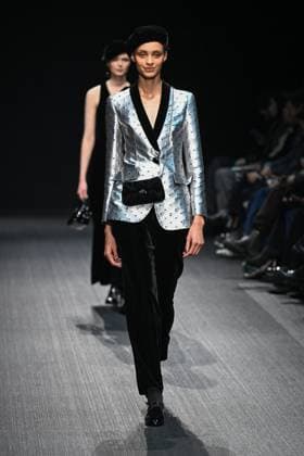 Milan, Milan Women s Fashion Week: Fall Winter 2025 - Women s Fashion, Fall Winter 2025.- Emporio Armani fashion show - guests in the photo: model  Copyright: xSimonaxChiocciax xipa-agency.netx xSimonaxChiocciax IPA_Agency_IPA54654170