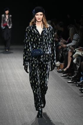 Milan, Italy: Milan, Milan Women s Fashion Week: Fall Winter 2025 - Women s Fashion, Fall Winter 2025.- Emporio Armani fashion show - guests in the photo: model Milan Italy  - ZUMAp169 20250227_zea_p169_752 Copyright: xSimonaxChiocciax