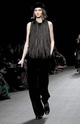 Milan, Women s Fashion, Emporio Armani Fashion Show  Copyright: xMaurizioxMaulex xipa-agency.netx xMaurizioxMaulex IPA_Agency_IPA54657687