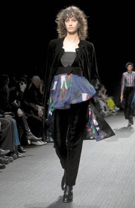 Milan, Women s Fashion, Emporio Armani Fashion Show  Copyright: xMaurizioxMaulex xipa-agency.netx xMaurizioxMaulex IPA_Agency_IPA54657757