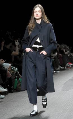Milan, Women s Fashion, Emporio Armani Fashion Show  Copyright: xMaurizioxMaulex xipa-agency.netx xMaurizioxMaulex IPA_Agency_IPA54657772