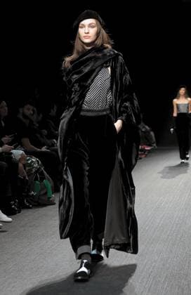 Milan, Women s Fashion, Emporio Armani Fashion Show Milan, Women s Fashion, Emporio Armani Fashion Show Milan Milan Italy  Copyright: xIPA ABACAx
