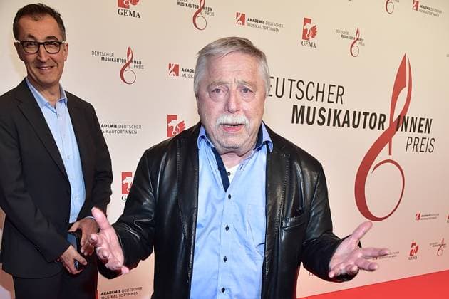 Entertainment Bilder des Tages 16 MusikAutorenPreis 2025 Wolf Biermann, Cem Özdemir (Bündnis 90 Die Grünen) beim 16. MusikAutorenPreis 2025 im Hotel Ritz Charlton in Berlin, am 27.02.2025