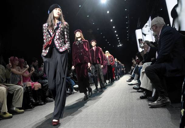 Milan, Women s Fashion, Emporio Armani Fashion Show Milan, Women s Fashion, Emporio Armani Fashion Show Milan Milan Italy  Copyright: xIPA ABACAx