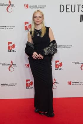 Paula Hartmann - Deutscher Musikautoren Preis 2025 im Hotel Ritz Carlton in Berlin am 27.02.2025. Deutscher Musikautoren Preis 2025