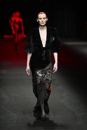 Milan, Italy: Milan, Milan Women s Fashion Week: Fall Winter 2025 - Women s Fashion, Fall Winter 2025.- Roberto Cavalli fashion show - catwalk in the photo: model Milan Italy  - ZUMAp169 20250228_zea_p169_068 Copyright: xSimonaxChiocciax