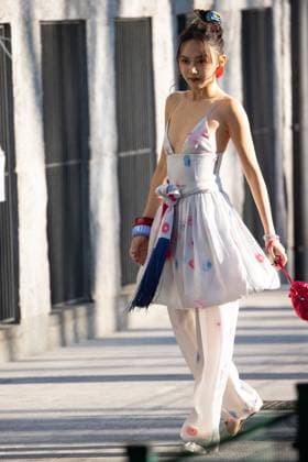 News - Emporio Armani - Arrivals - Milan Fashion Week - Womenswear Fall Winter 2025 2026 Guest is seen arriving at the Emporio Armani fashion show during the Milan Fashion Week - Womenswear Fall Winter 2025 2026 on February 27, 2025 in Milan, Italy. Photo: Cinzia Camela. MILAN Via Bergognone Italy Copyright: xCinziaxCamelax xLiveMediax LPN_1756660
