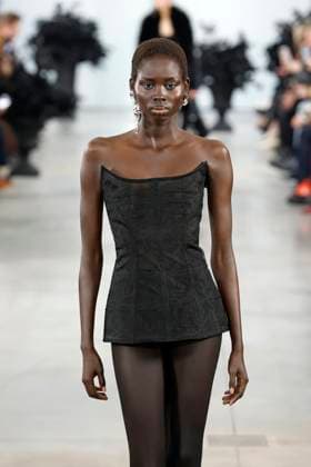 Blumarine Ready to wear fall winter 2025:26 MILAN February 2025 Blumarine Ready to wear fall winter 2025:26 MILAN February 2025, Credit:Zeppelin Avalon  Copyright: xZeppelinx xAvalonx 0969756144