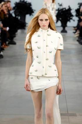 Blumarine Ready to wear fall winter 2025:26 MILAN February 2025 Blumarine Ready to wear fall winter 2025:26 MILAN February 2025, Credit:Zeppelin Avalon  Copyright: xZeppelinx xAvalonx 0969756688