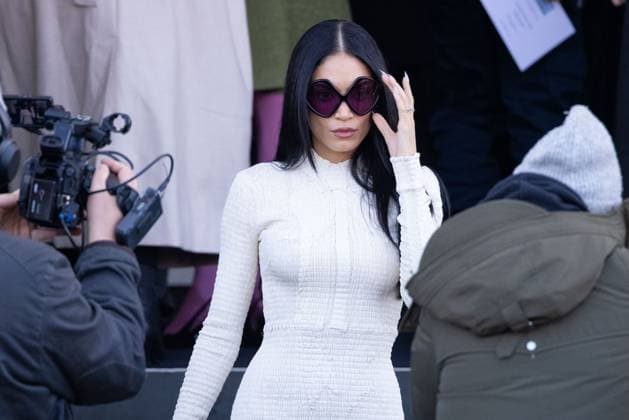 News - Prada - Arrivals - Milan Fashion Week - Womenswear Fall Winter 2025 2026 Elodie is seen arriving at the Prada fashion show during the Milan Fashion Week - Womenswear Fall Winter 2025 2026 on February 27, 2025 in Milan, Italy. Photo: Cinzia Camela. MILAN Fondazione Prada Italy Copyright: xCinziaxCamelax xLiveMediax LPN_1756701