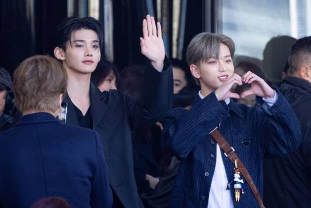 News - Prada - Arrivals - Milan Fashion Week - Womenswear Fall Winter 2025 2026 Jo and Harua from &amp;TEAM are seen arriving at the Prada fashion show during the Milan Fashion Week - Womenswear Fall Winter 2025 2026 on February 27, 2025 in Milan, Italy. Photo: Cinzia Camela. MILAN Fondazione Prada Italy Copyright: xCinziaxCamelax xLiveMediax LPN_1756723