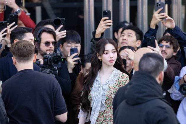 News - Prada - Arrivals - Milan Fashion Week - Womenswear Fall Winter 2025 2026 Karina is seen arriving at the Prada fashion show during the Milan Fashion Week - Womenswear Fall Winter 2025 2026 on February 27, 2025 in Milan, Italy. Photo: Cinzia Camela. MILAN Fondazione Prada Italy Copyright: xCinziaxCamelax xLiveMediax LPN_1756742
