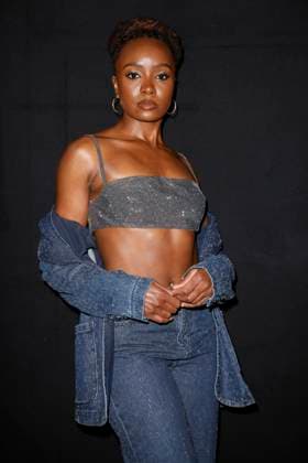 MFW - Emporio Armani Photocall Kiki Layne attends Emporio Armani’s fashion show during the Milan Fashion Week - Womenswear Fall Winter 2025 2026 on February 27, 2025 in Milan, Italy. Photo by Marco Piovanotto ABACAPRESS.COM Milan Italy  Copyright: xPiovanottoxMarco ABACAx