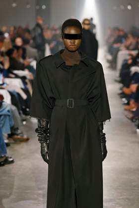 MM6 Maison Margiela Ready to wear fall winter 2025:26; MILAN February 2025 MM6 Maison Margiela Ready to wear fall winter 2025:26; MILAN February 2025, Credit:Zeppelin Avalon  Copyright: xZeppelinx xAvalonx 0969945130