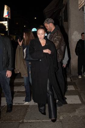 Lila Grace Moss At Ray Ban Party - Milan Lila Grace Moss seen arriving at Rayban for ASAP Rocky dinner during the Milan Fashion Week Womenswear Fall Winter 2025 2026 on February 27, 2025 in Milan, Italy. Photo by Florian Poitout ABACAPRESS.COM Milan Italy  Copyright: xPoitoutxFlorian ABACAx
