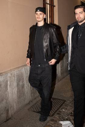 Romeo Beckham At Ray Ban Party - Milan Romeo Beckham seen arriving at Rayban for ASAP Rocky dinner during the Milan Fashion Week Womenswear Fall Winter 2025 2026 on February 27, 2025 in Milan, Italy. Photo by Florian Poitout ABACAPRESS.COM Milan Italy  Copyright: xPoitoutxFlorian ABACAx