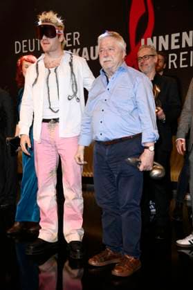 Ski Aggu und Wolf Biermann beim 16. Deutschen Musikautor*innenpreis der GEMA 2025 im Hotel The Ritz-Carlton. Berlin, 27.02.2025
