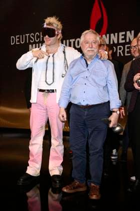 Ski Aggu und Wolf Biermann beim 16. Deutschen Musikautor*innenpreis der GEMA 2025 im Hotel The Ritz-Carlton. Berlin, 27.02.2025