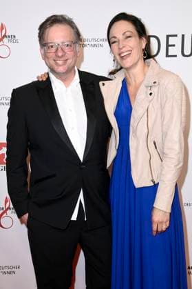 Martin Lingnau mit Ehefrau Annic beim 16. Deutschen Musikautor*innenpreis der GEMA 2025 im Hotel The Ritz-Carlton. Berlin, 27.02.2025