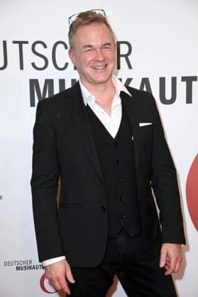 Frank Nimsgern beim 16. Deutschen Musikautor*innenpreis der GEMA 2025 im Hotel The Ritz-Carlton. Berlin, 27.02.2025