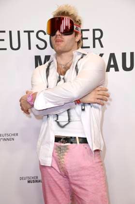 Ski Aggu beim 16. Deutschen Musikautor*innenpreis der GEMA 2025 im Hotel The Ritz-Carlton. Berlin, 27.02.2025