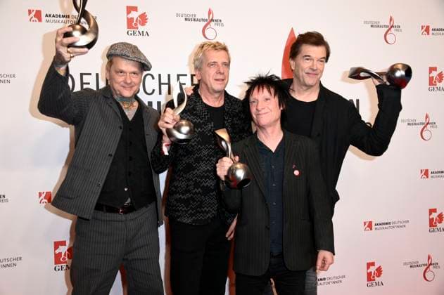 Andreas von Holst, Andreas Meurer, Vom Ritchie und Campino von den Toten Hosen beim 16. Deutschen Musikautor*innenpreis der GEMA 2025 im Hotel The Ritz-Carlton. Berlin, 27.02.2025