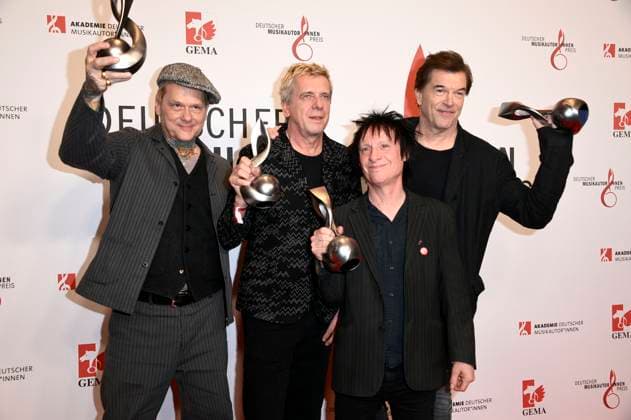 Andreas von Holst, Andreas Meurer, Vom Ritchie und Campino von den Toten Hosen beim 16. Deutschen Musikautor*innenpreis der GEMA 2025 im Hotel The Ritz-Carlton. Berlin, 27.02.2025