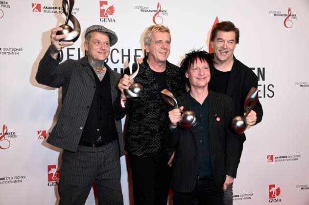 Andreas von Holst, Andreas Meurer, Vom Ritchie und Campino von den Toten Hosen beim 16. Deutschen Musikautor*innenpreis der GEMA 2025 im Hotel The Ritz-Carlton. Berlin, 27.02.2025