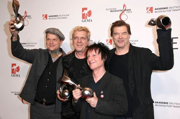 Andreas von Holst, Andreas Meurer, Vom Ritchie und Campino von den Toten Hosen beim 16. Deutschen Musikautor*innenpreis der GEMA 2025 im Hotel The Ritz-Carlton. Berlin, 27.02.2025