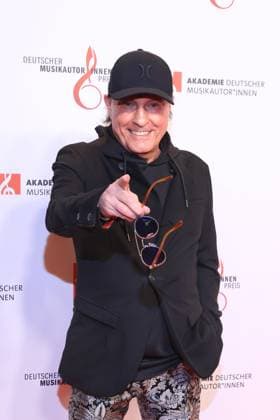 27.02.205, Peter Schilling auf dem roten Teppich zum Deutscher Musikautorenpreis 2025, The Ritz-Carlton, Berlin, Berlin