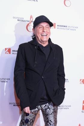 27.02.205, Peter Schilling auf dem roten Teppich zum Deutscher Musikautorenpreis 2025, The Ritz-Carlton, Berlin, Berlin